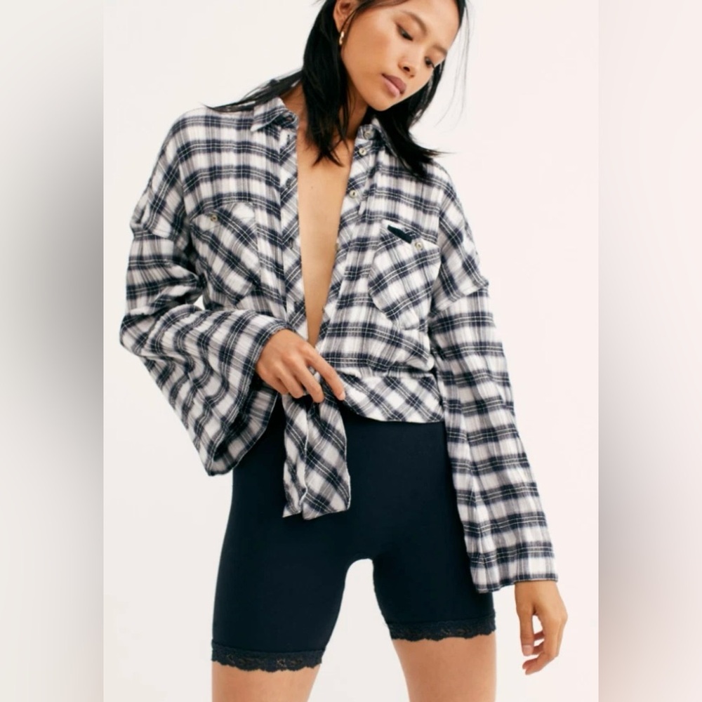 We The Free- Free People Sakura Plaid Belle Sleeve - Picture 2 of 9